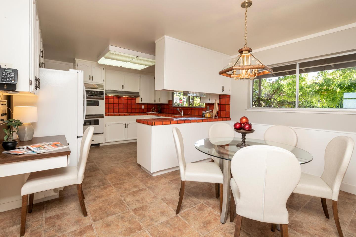 1614 Granada Drive Burlingame, CA 94010 - Photo 15 of 35