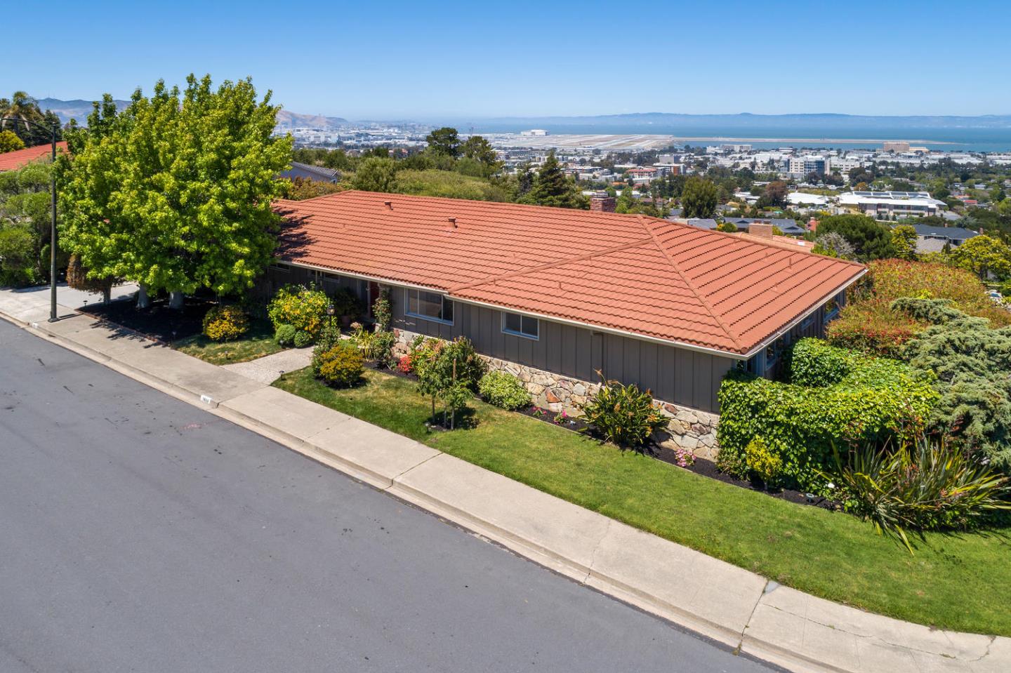 1614 Granada Drive Burlingame, CA 94010 - Photo 2 of 35