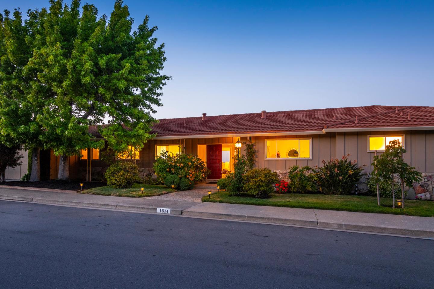 1614 Granada Drive Burlingame, CA 94010 - Photo 32 of 35