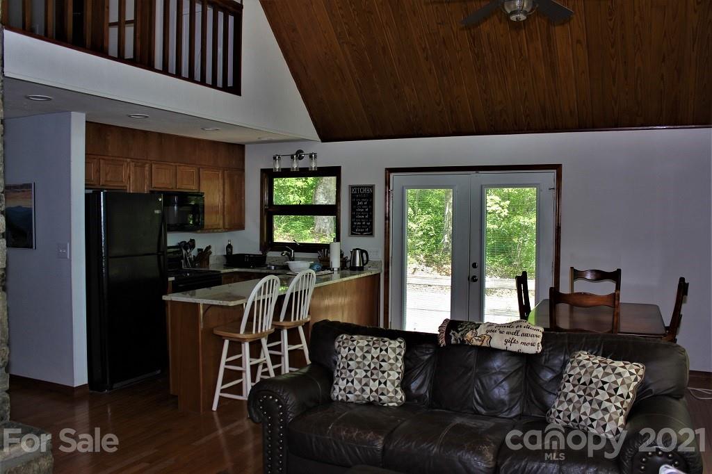 145 Travis Road Cullowhee, NC 28723 - Photo 14 of 38 Gallery Image 14