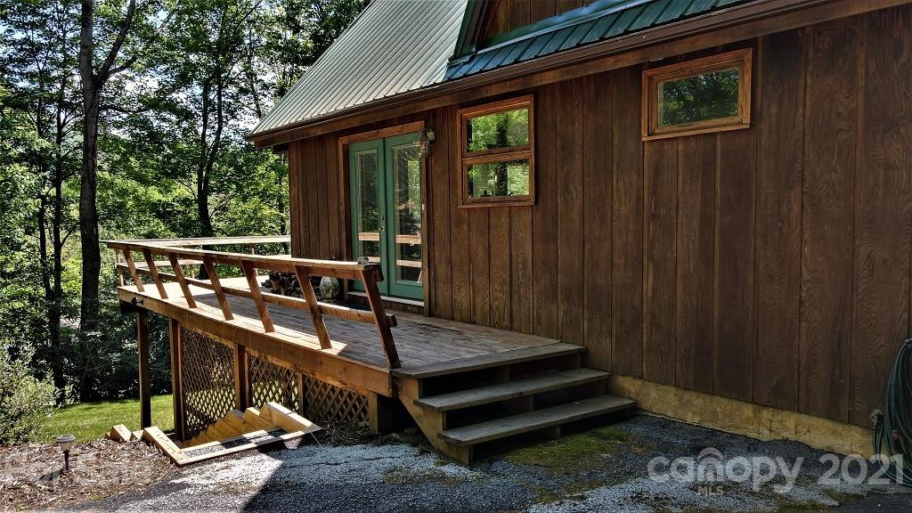 145 Travis Road Cullowhee, NC 28723 - Photo 33 of 38 Gallery Image 33