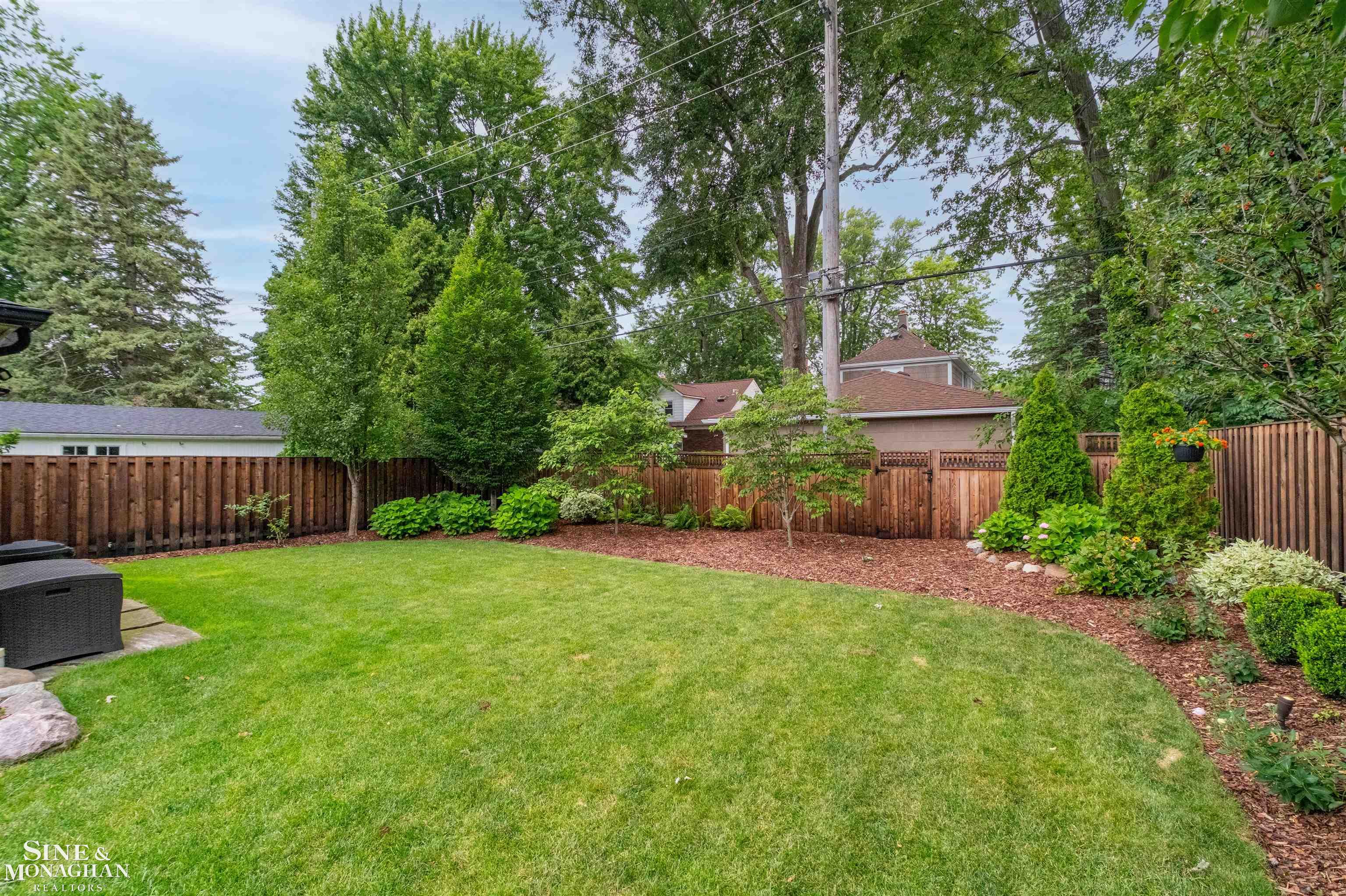 280 Kerby Road Grosse Pointe Farms, MI 48236 - Photo 56 of 63