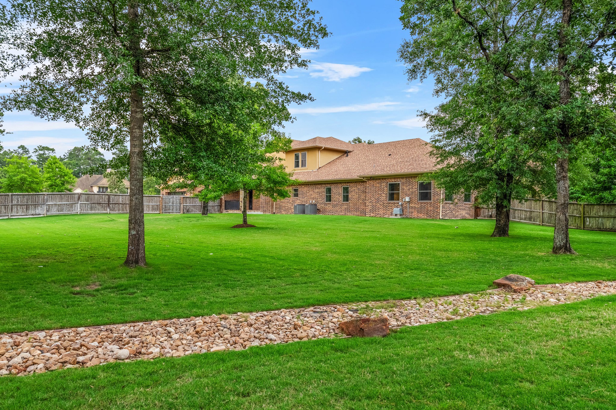 28002 Whispering Maple Way Spring, TX 77386 - Photo 9 of 48 Gallery Image 9