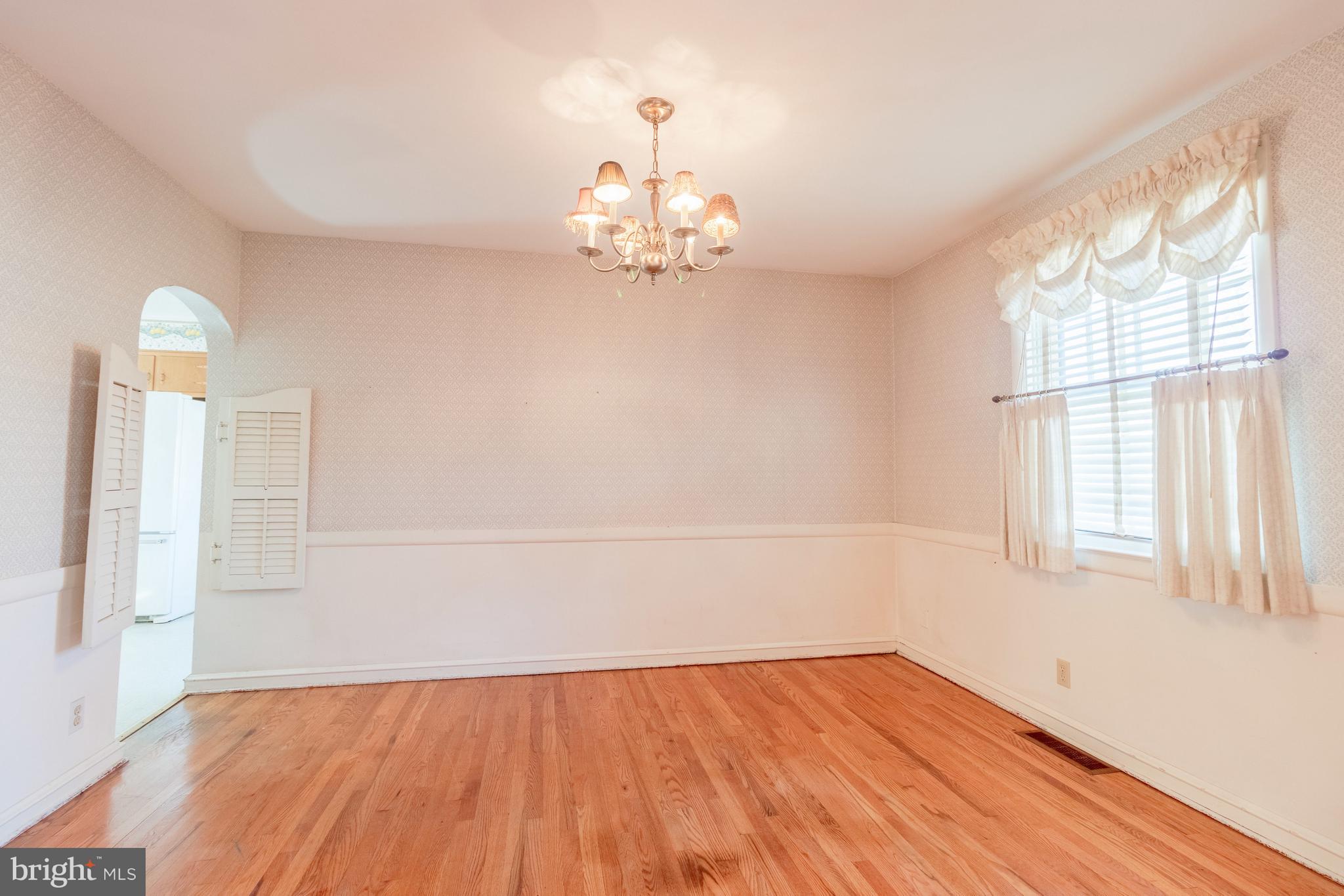 436 Garland Road Wilmington, DE 19803 - Photo 3 of 24 Gallery Image 3