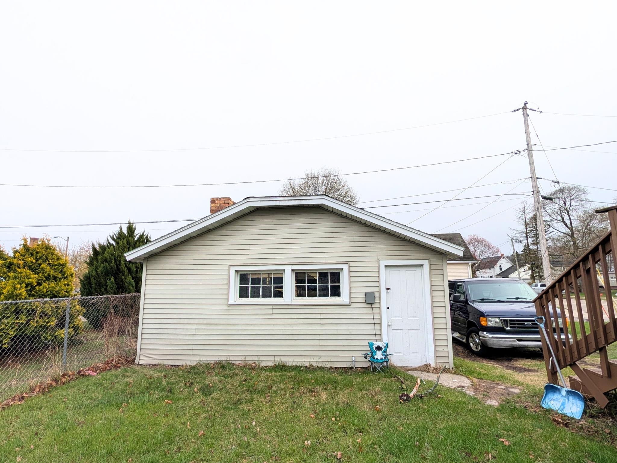 1417 11th Avenue Menominee, MI 49858 - Photo 3 of 24