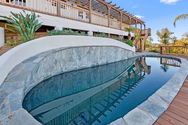 $1,200,000 | 27944 Turner Heights Lane, Escondido, CA 92026