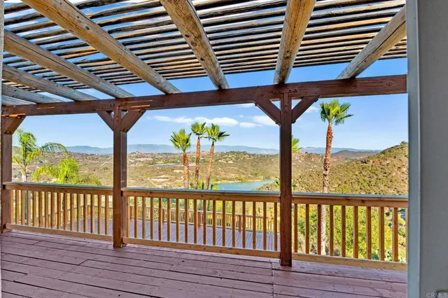 $1,200,000 | 27944 Turner Heights Lane, Escondido, CA 92026