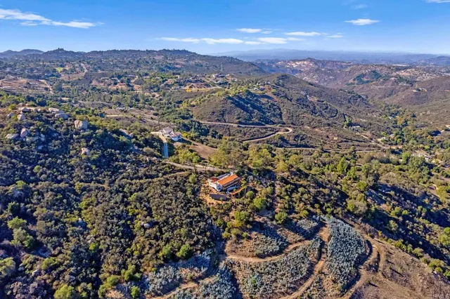 $1,200,000 | 27944 Turner Heights Lane, Escondido, CA 92026