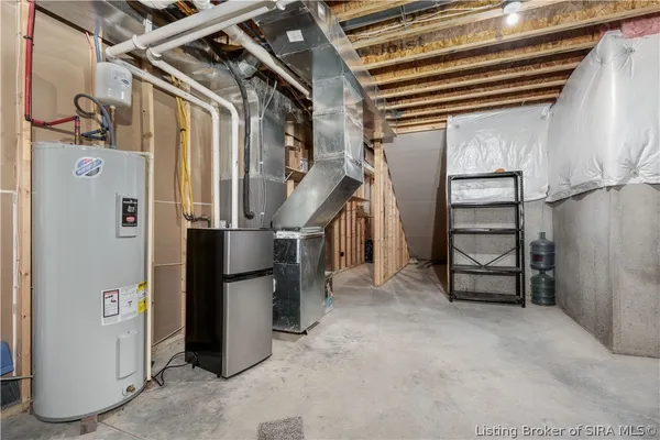 $405,000 | 8802 Chestnut Hill Ct., Charlestown, IN 47111