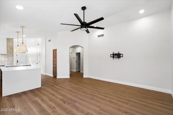 $4,000 | 4706 East Jaeger Road, Phoenix, AZ 85050