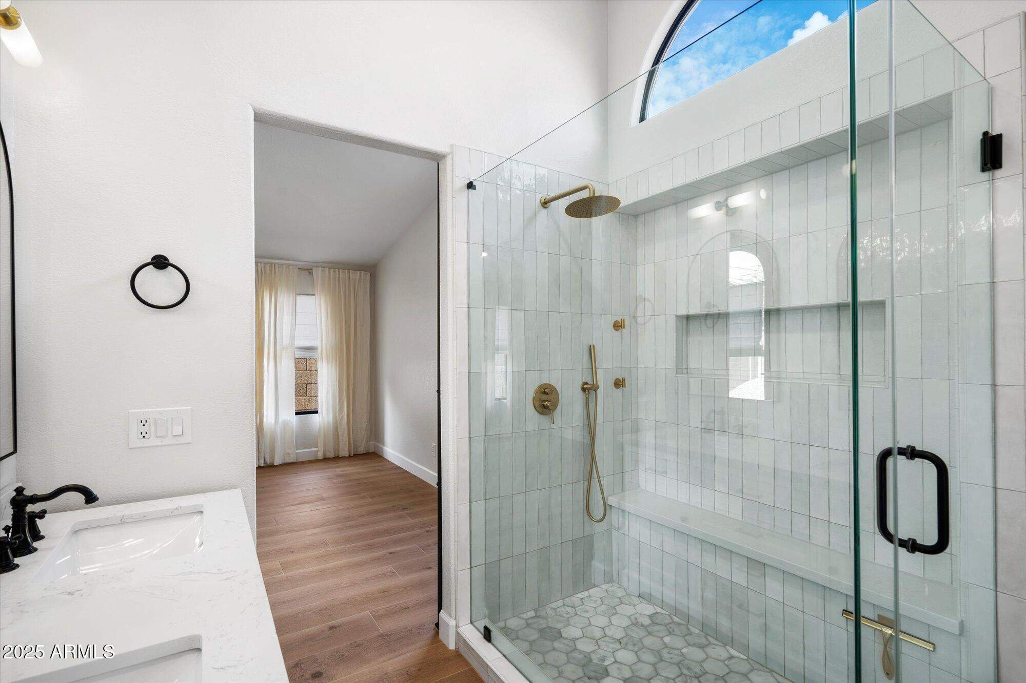 4706 East Jaeger Road Phoenix, AZ 85050 - Photo 21 of 30 a bathroom with a shower