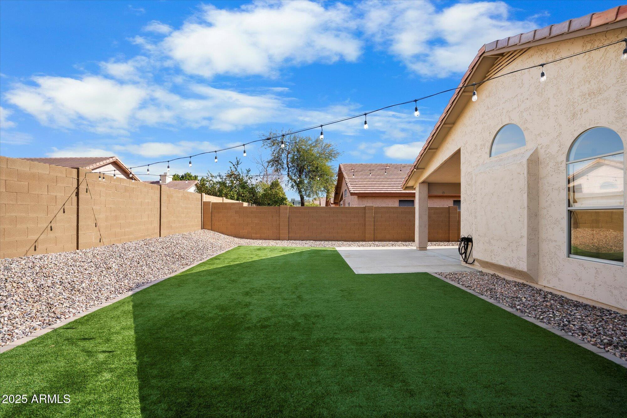 4706 East Jaeger Road Phoenix, AZ 85050 - Photo 26 of 30 a view of a back yard of the house