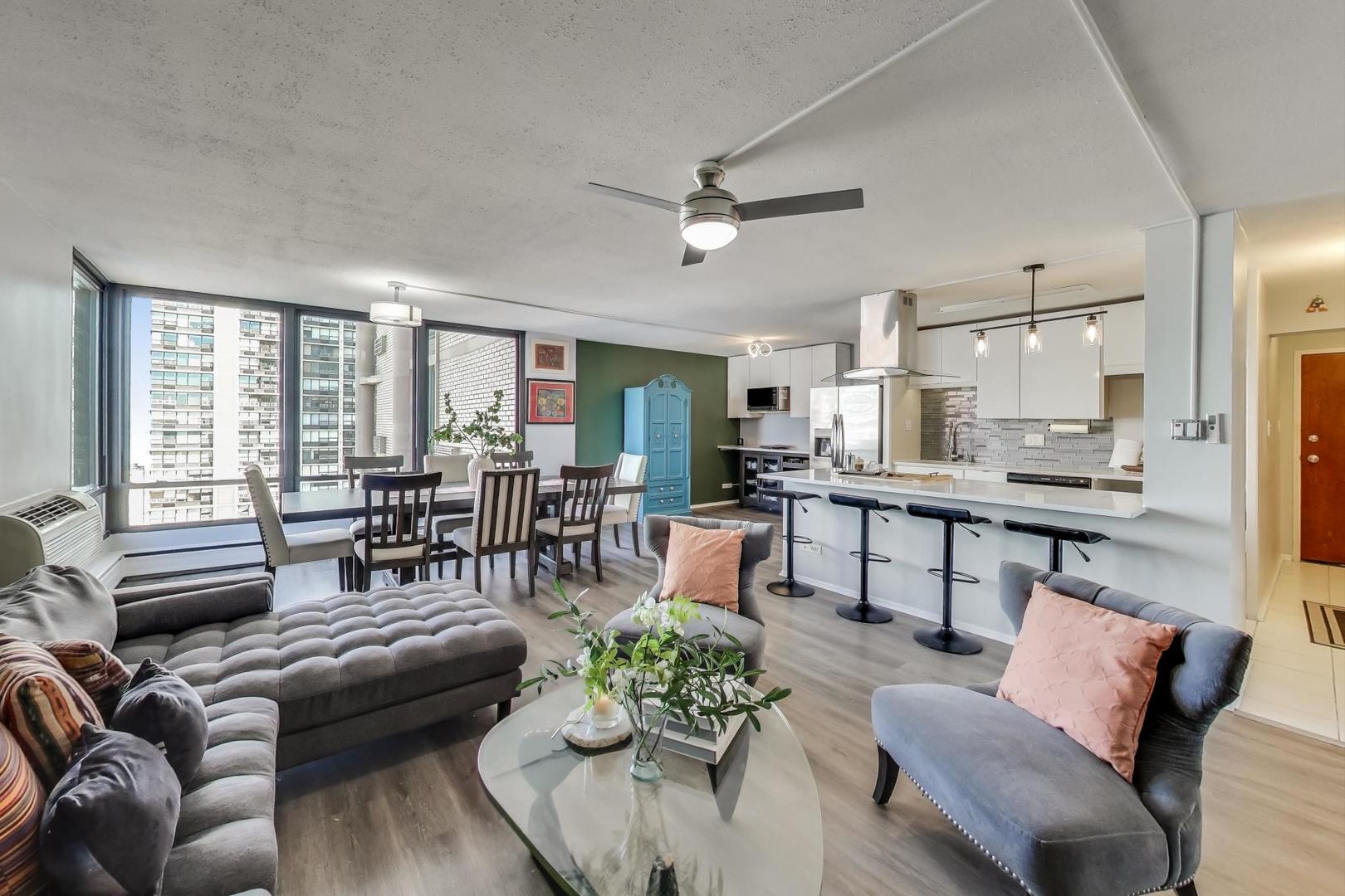 5740 North Sheridan Road, Unit 7D Chicago, IL 60660 - Photo 4 of 24
