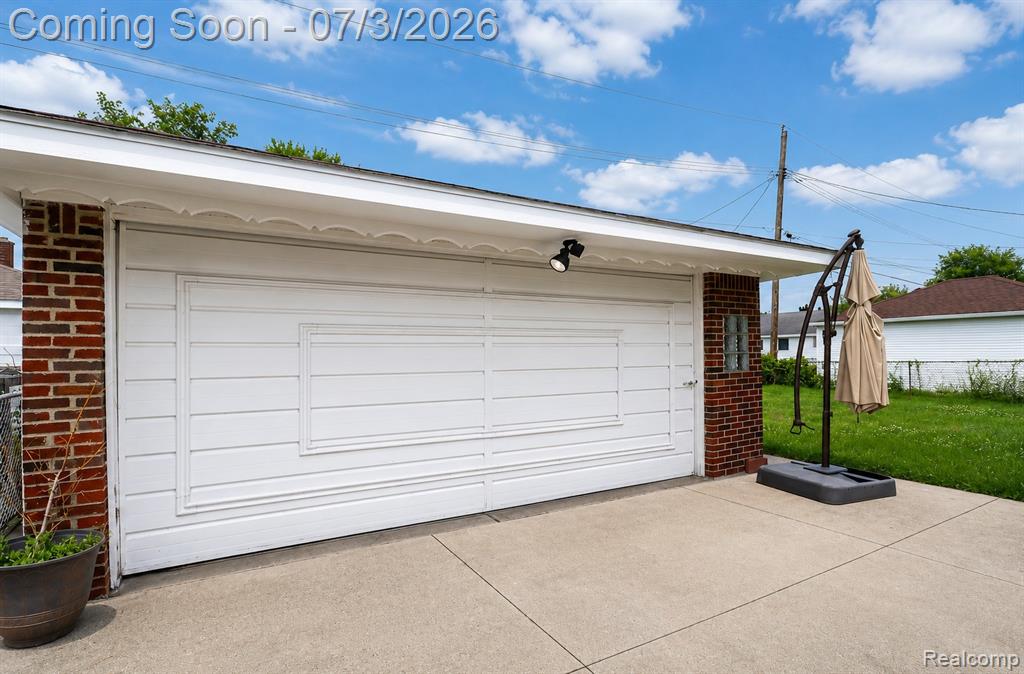 11085 Busch Avenue Warren, MI 48089 - Photo 28 of 28
