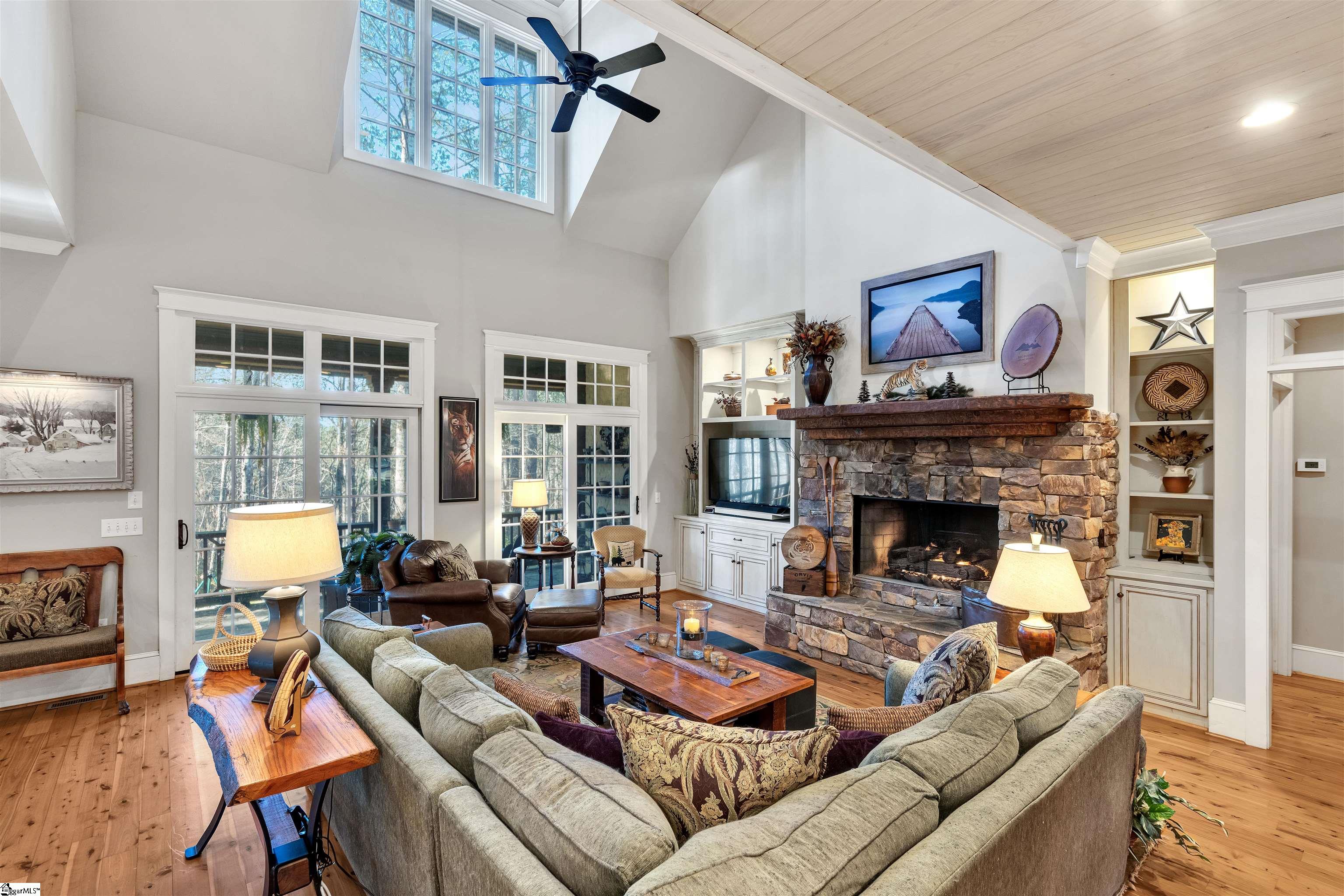 311 Top Ridge Drive Sunset, SC 29685 - Photo 9 of 48