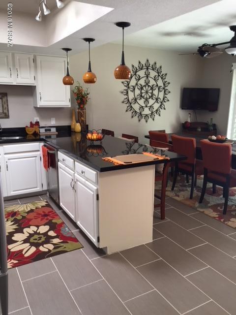 7470 East Wandering Road Tucson, AZ 85750 - Photo 9 of 30 Gallery Image 9