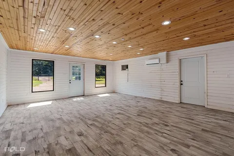 $750,000 | 5800 Jefferson Paige Road, Shreveport, LA 71119