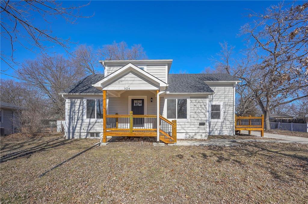 524 East Prairie Street Olathe, KS 66061 - Photo 1 of 37