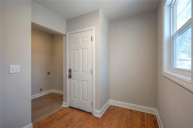 $330,000 | 524 East Prairie Street, Olathe, KS 66061