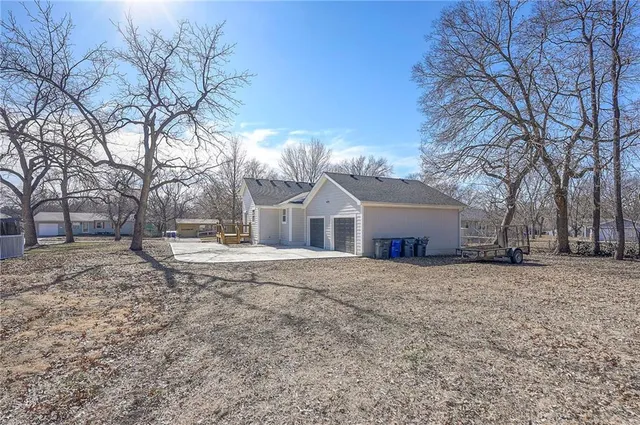 $330,000 | 524 East Prairie Street, Olathe, KS 66061