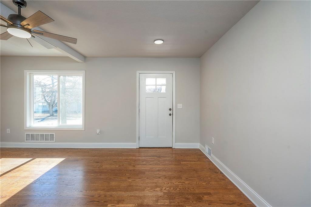 524 East Prairie Street Olathe, KS 66061 - Photo 5 of 37