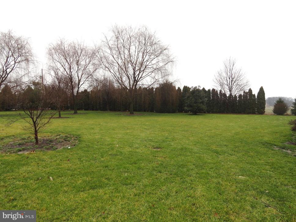 160 Bowman Road Lancaster, PA 17602 - Photo 6 of 23