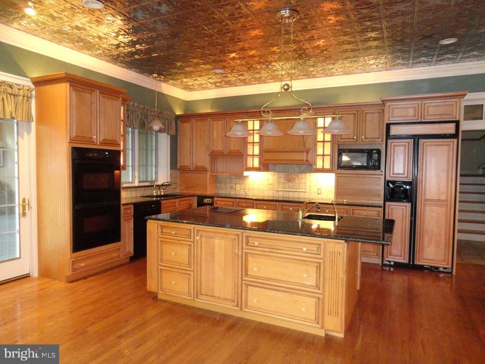 160 Bowman Road Lancaster, PA 17602 - Photo 7 of 23