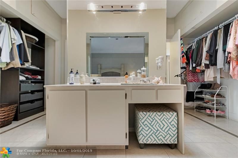 8067 Buttonwood Circle Tamarac, FL 33321 - Photo 12 of 33