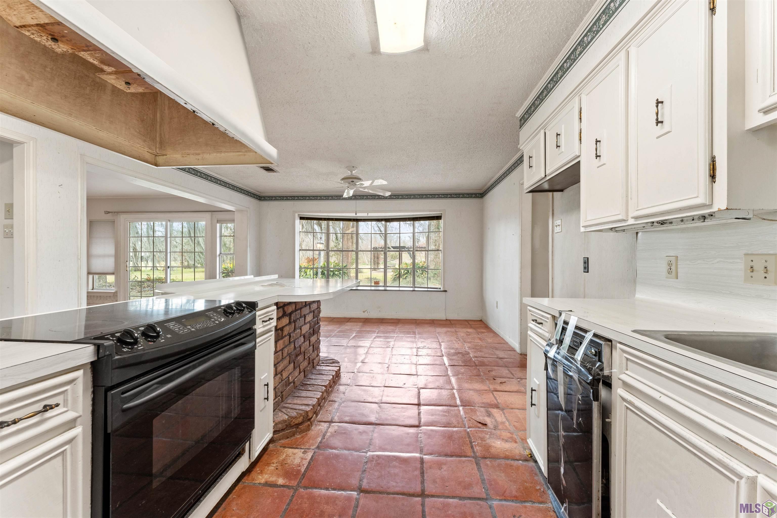 12417 Roddy Road Gonzales, LA 70737 - Photo 11 of 45