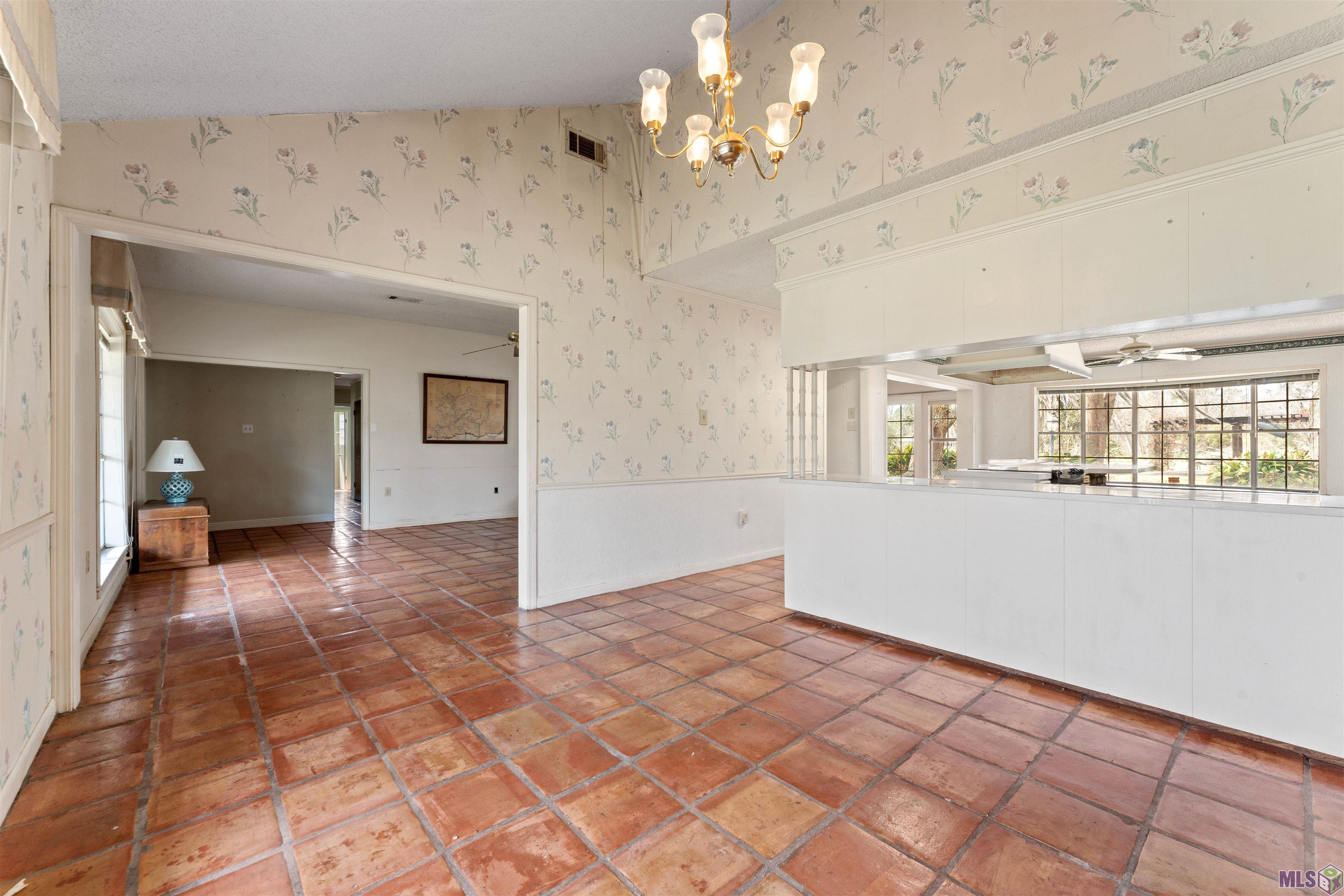 12417 Roddy Road Gonzales, LA 70737 - Photo 14 of 45