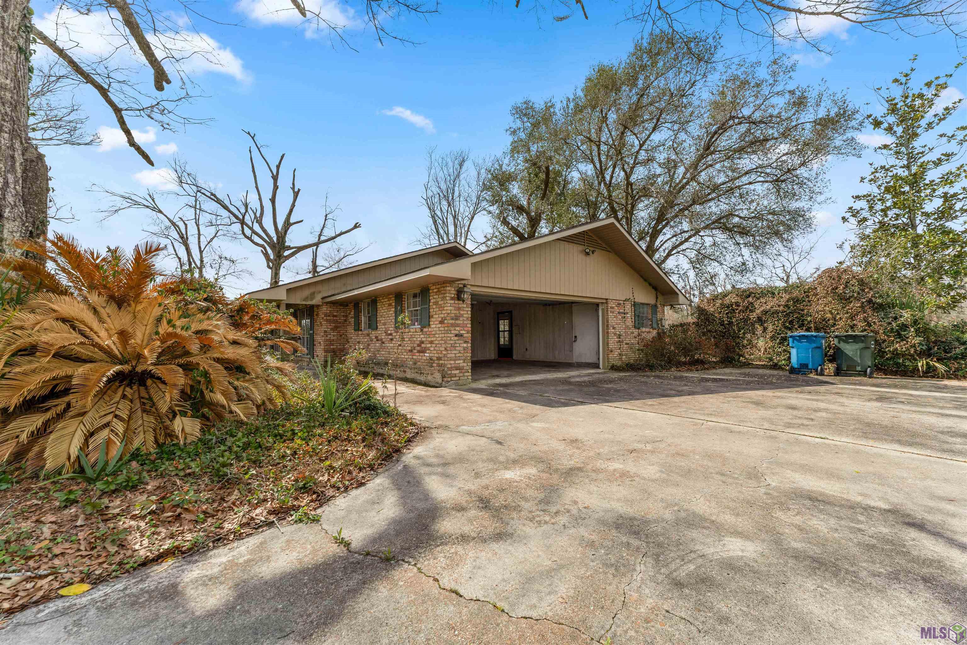 12417 Roddy Road Gonzales, LA 70737 - Photo 2 of 45