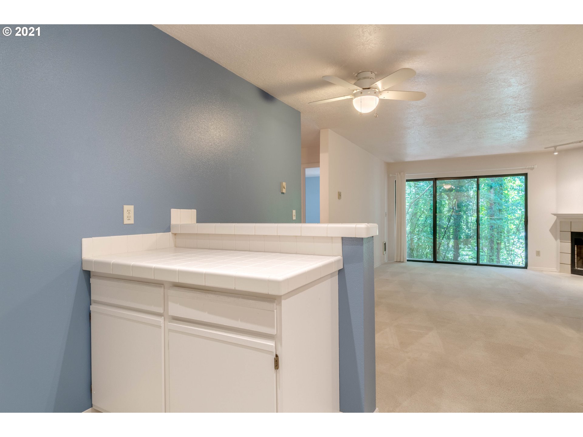 4000 Carman Drive, Unit E68 Lake Oswego, OR 97035 - Photo 14 of 27