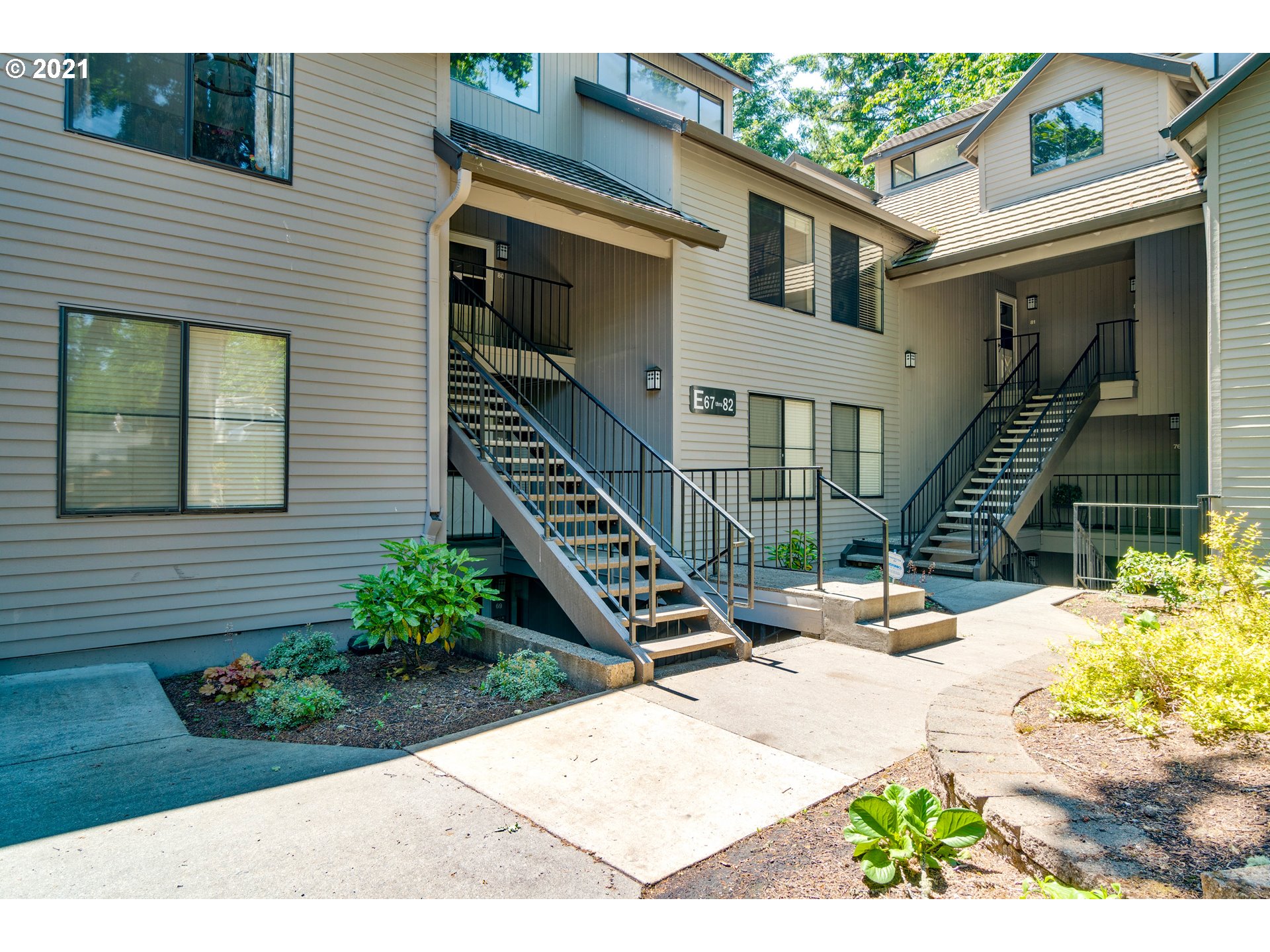 4000 Carman Drive, Unit E68 Lake Oswego, OR 97035 - Photo 3 of 27