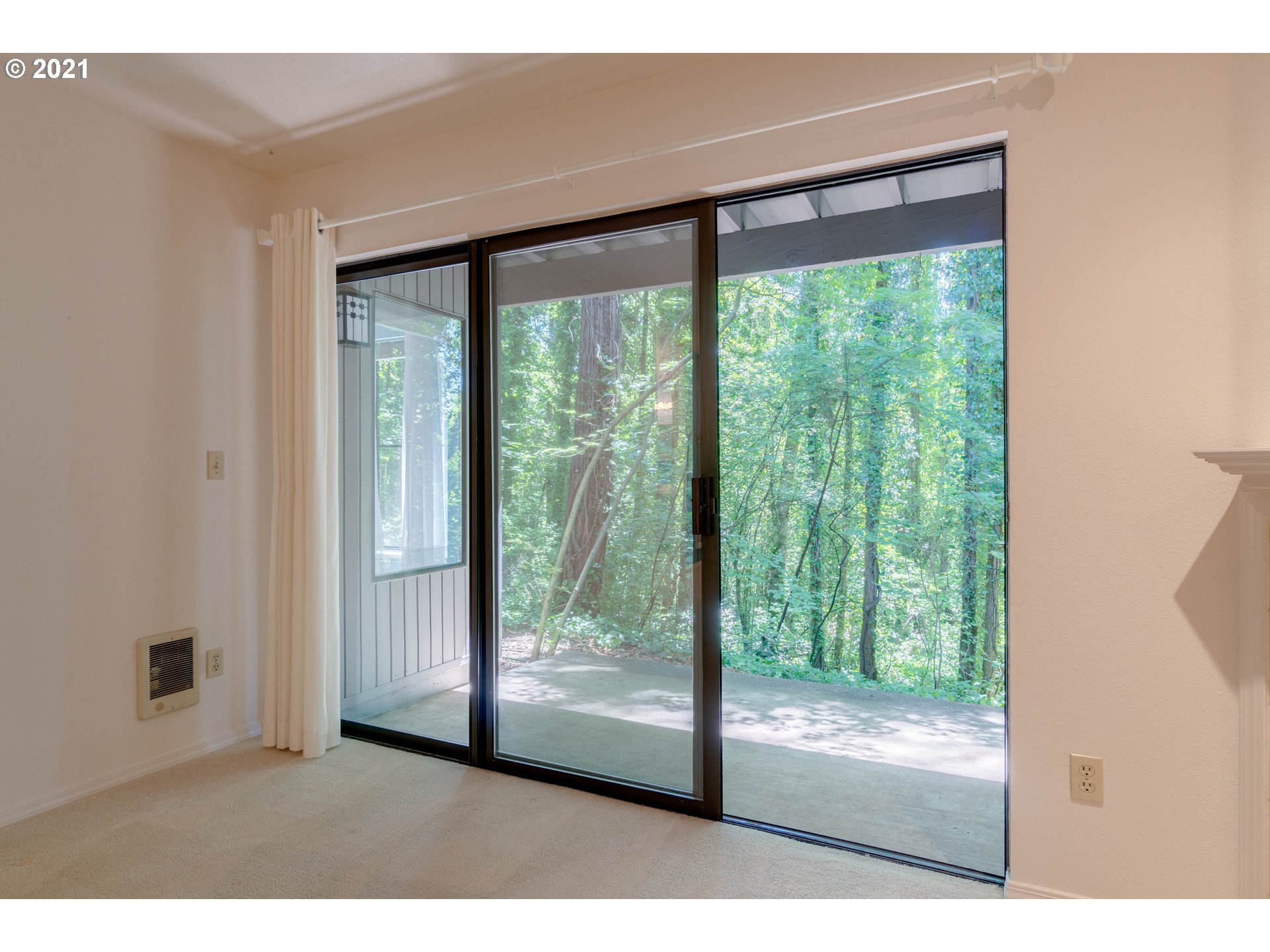 4000 Carman Drive, Unit E68 Lake Oswego, OR 97035 - Photo 9 of 27