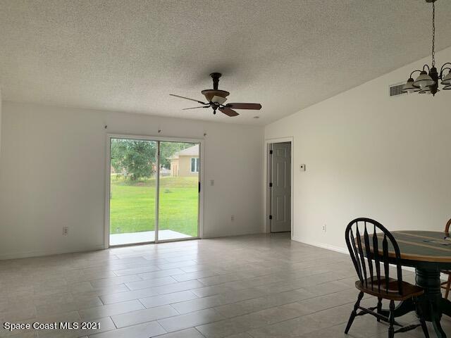 1431 Hanscom Road Southwest Palm Bay, FL 32908 - Photo 4 of 10 IMG_3992