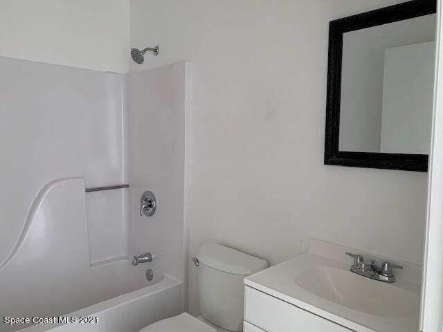 1431 Hanscom Road Southwest Palm Bay, FL 32908 - Photo 6 of 10 IMG_3994