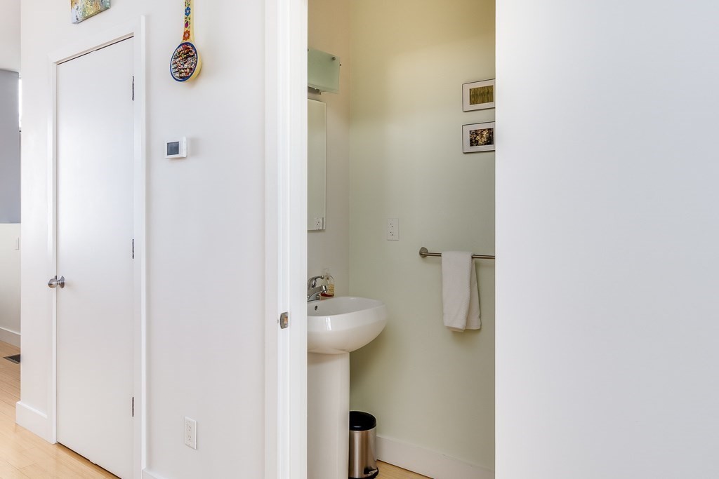 445 Trapelo Road, Unit 6 Belmont, MA 02478 - Photo 13 of 26 Gallery Image 13