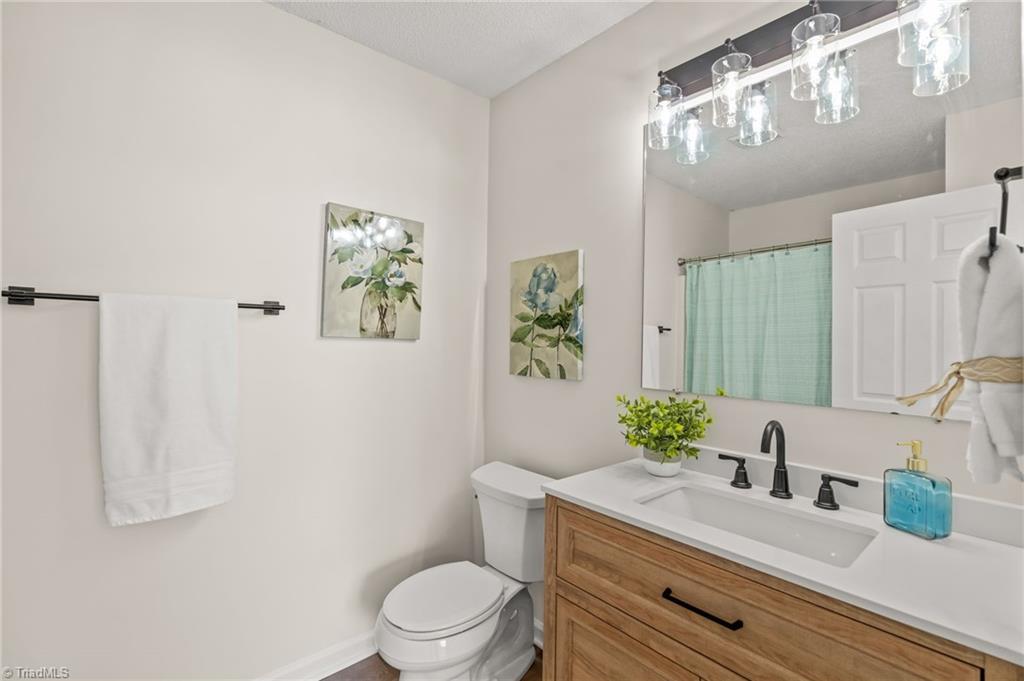 515 Old Mill Road High Point, NC 27265 - Photo 20 of 42 Incredible updated Bath!