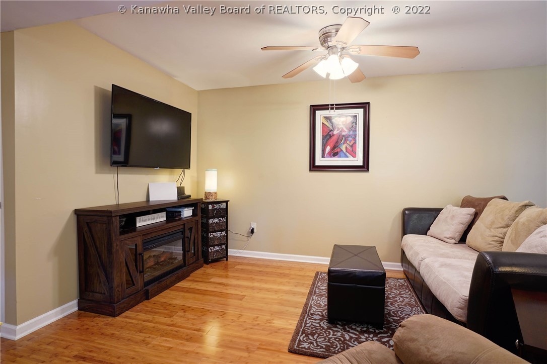 195 Hedrick Road Scott Depot, WV 25560 - Photo 23 of 29 Gallery Image 23