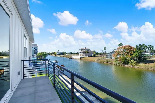 $669,000 | 3431 Palometa Drive, Hernando Beach, FL 34607