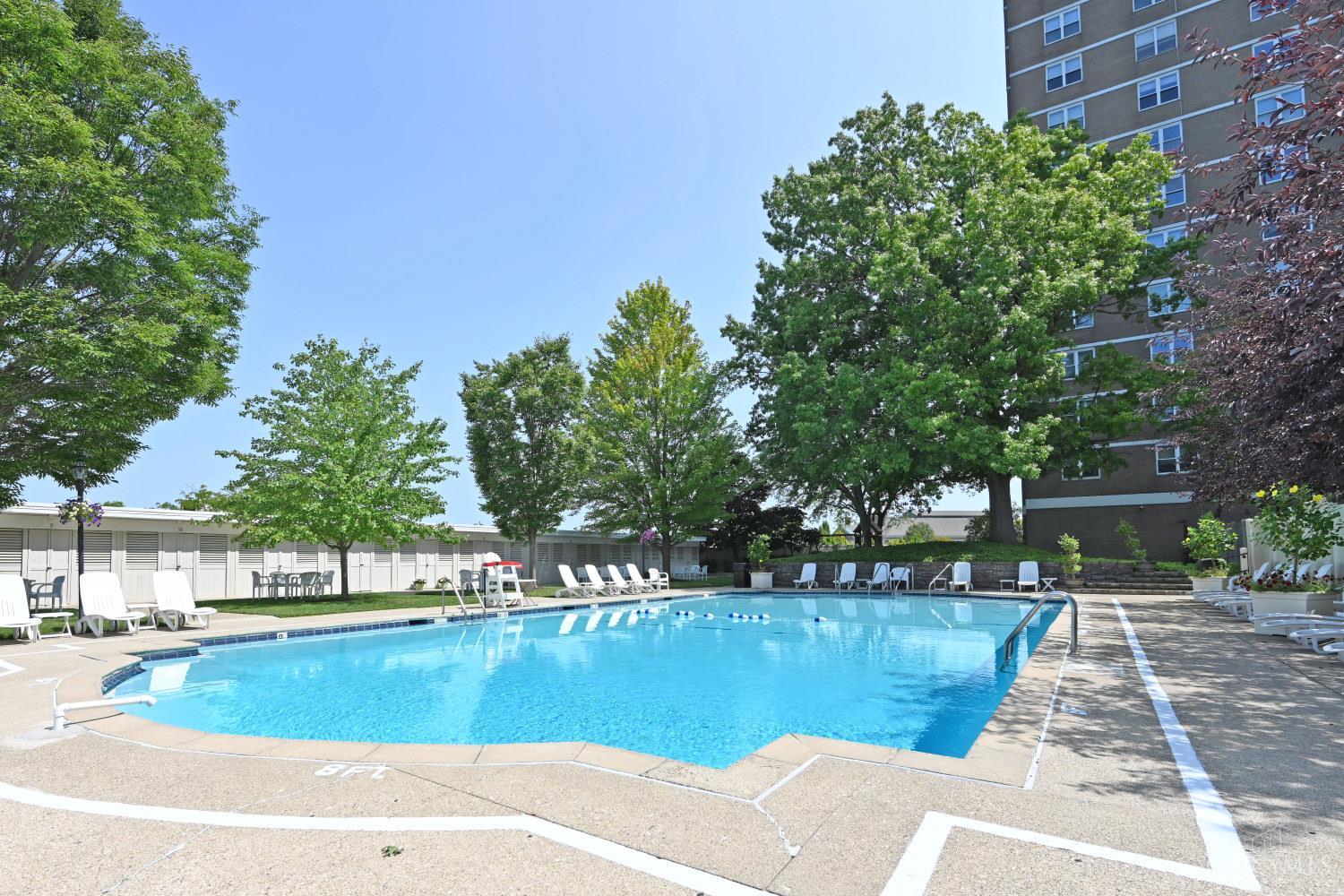 2444 Madison Road, Unit 202A Cincinnati, OH 45208 - Photo 38 of 41