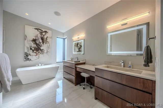 $2,150,000 | 91 McLaren Drive, Sunrise Beach, MO 65079