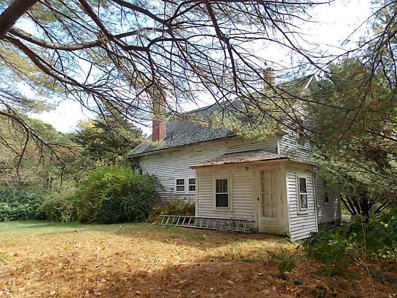 129 Brave Boat Harbor Road Kittery, ME 03905 - Photo 15 of 19 Exterior Front.