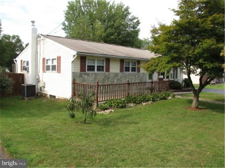 706 Roger Road Warminster, PA 18974 - Photo 1 of 16 Exterior Front