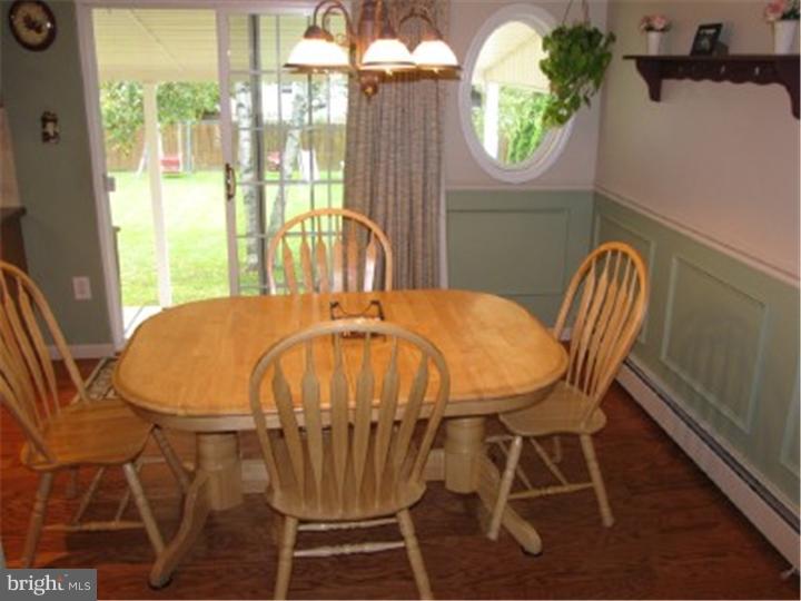 706 Roger Road Warminster, PA 18974 - Photo 8 of 16 Kitchen
