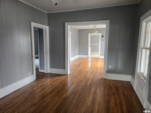 $77,900 | 165 West Twyman Street, Bushnell, IL 61422