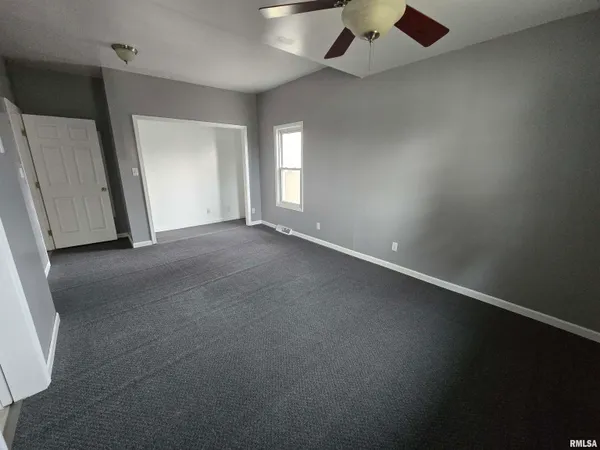 $77,900 | 165 West Twyman Street, Bushnell, IL 61422