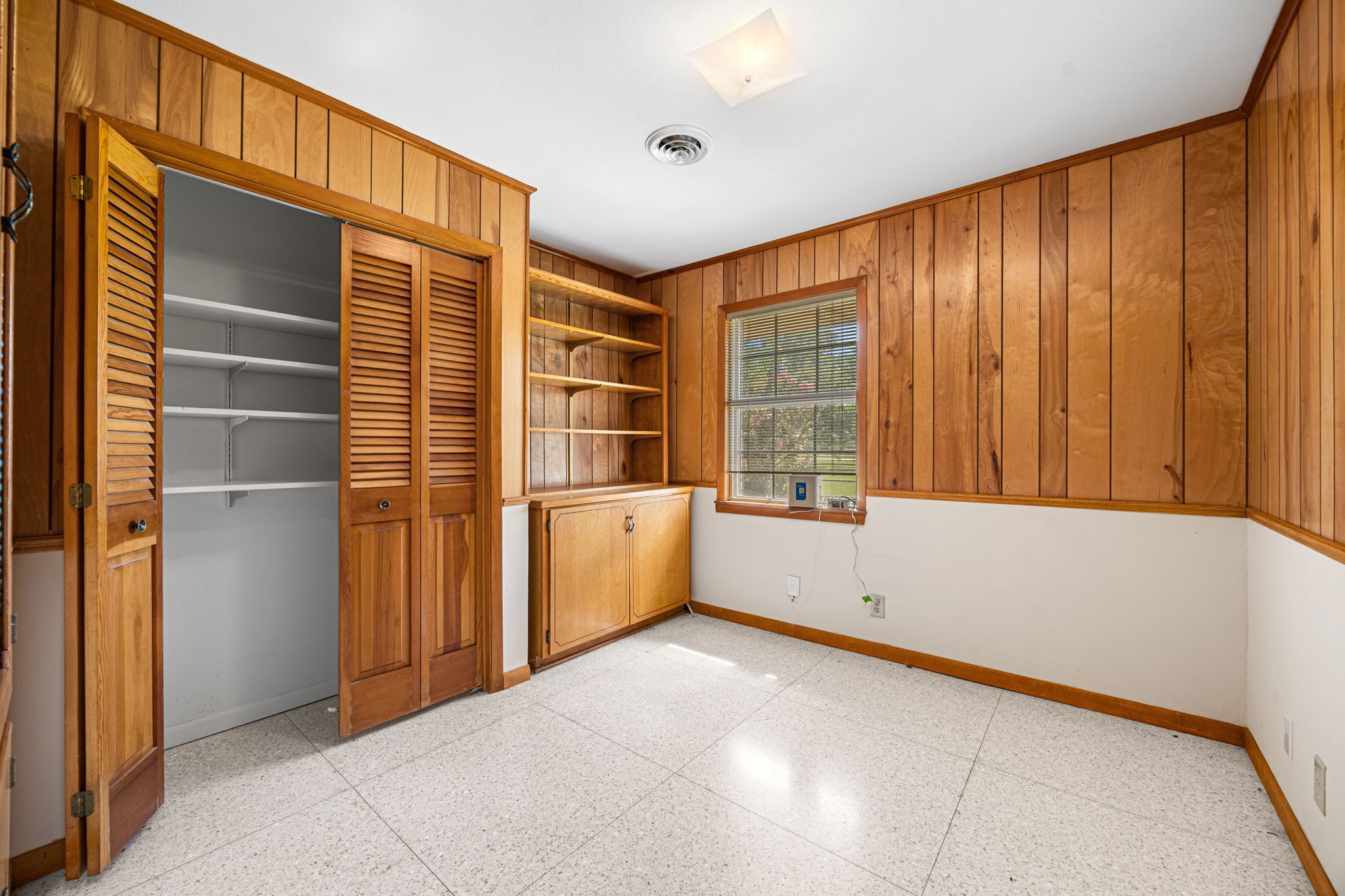613 Baker Road Rosenberg, TX 77471 - Photo 13 of 28 a view of an empty room with a window