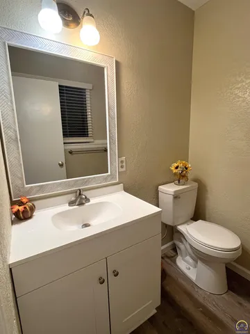 $319,900 | 8001 Southwest 24th Street, Topeka, KS 66614