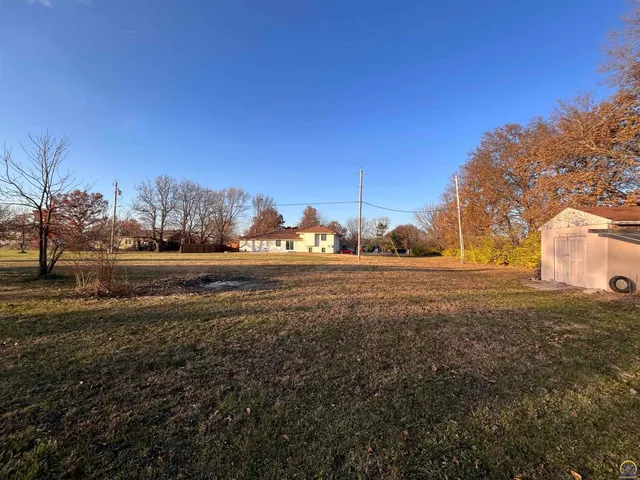 $319,900 | 8001 Southwest 24th Street, Topeka, KS 66614